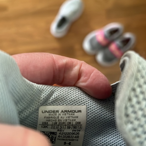 Two Pair of Under Armour Tennis Shoes - Picture 11 of 11